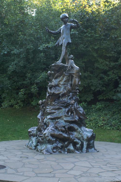 The Peter Pan statue (note the complete lack of artistic setup)