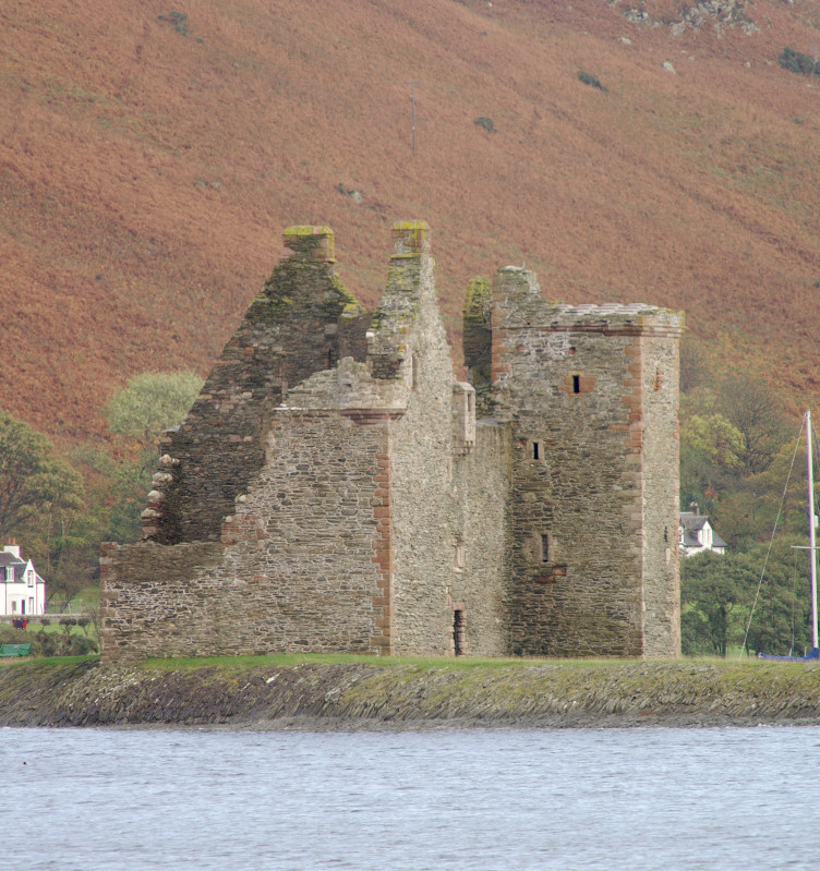 Lochranza Castle, from the sea