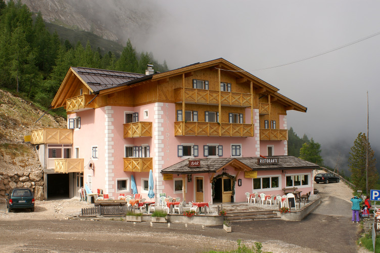 The (very pink) Rifugio Dolomia